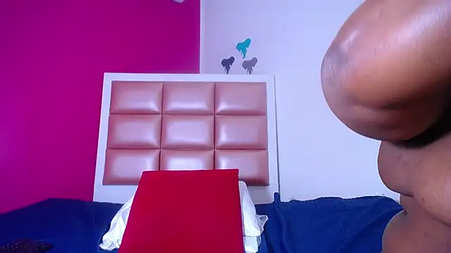 ebonny suggarmommy1 online show from October 21, 2025, 3:39 am