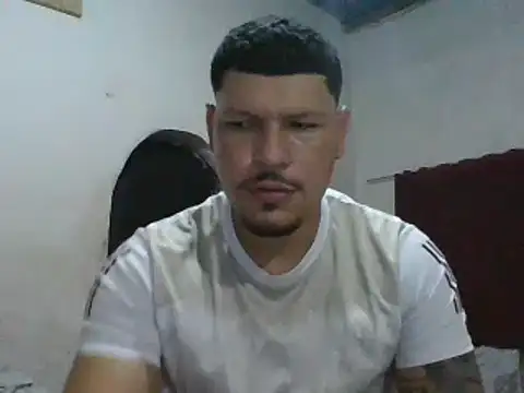 PIGDIRTY22 online show from January 21, 2025, 1:29 am