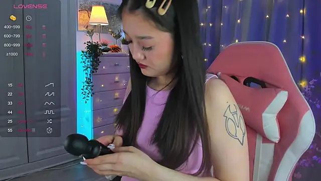 FreyaRaya online show from March 21, 2025, 9:12 am