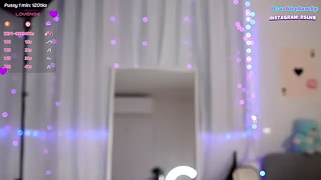 Lana forYou online show from December 4, 2024, 6:33 pm