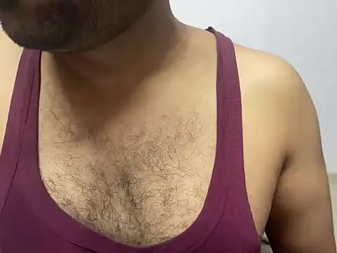 R15 Playboy online show from June 18, 2026, 4:44 am