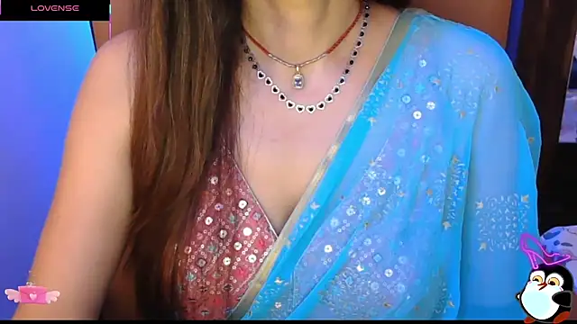  Blue Ruubyy  online show from September 15, 2025, 12:27 pm