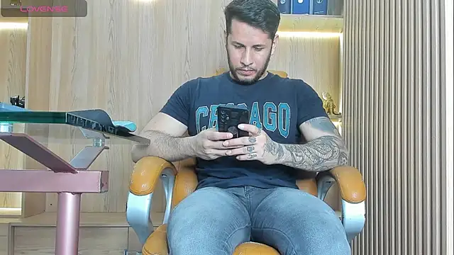 George Diesell online show from November 18, 2025, 9:07 pm