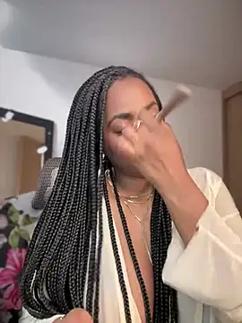 evangeline ch online show from February 14, 2025, 9:43 pm