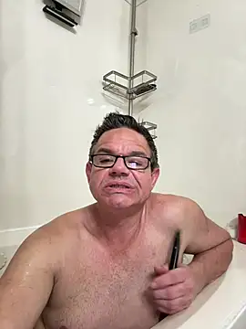 justinblan online show from February 4, 2026, 8:26 pm