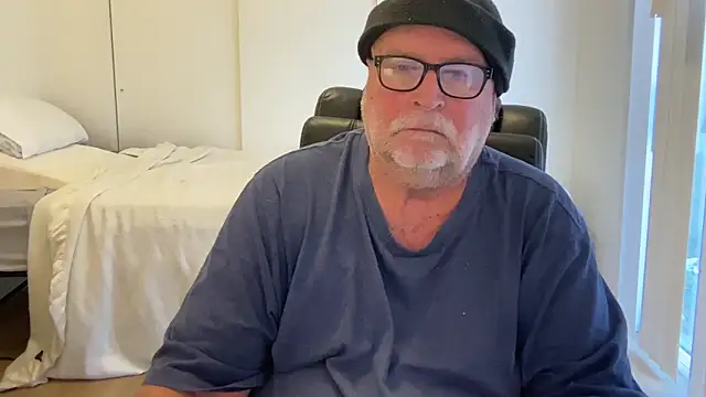 Drummajor online show from March 7, 2025, 6:22 pm