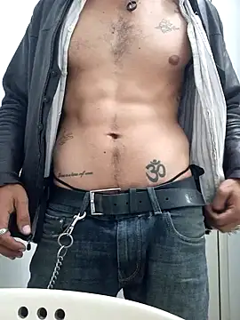 mexicaninuganda online show from January 28, 2025, 8:47 pm