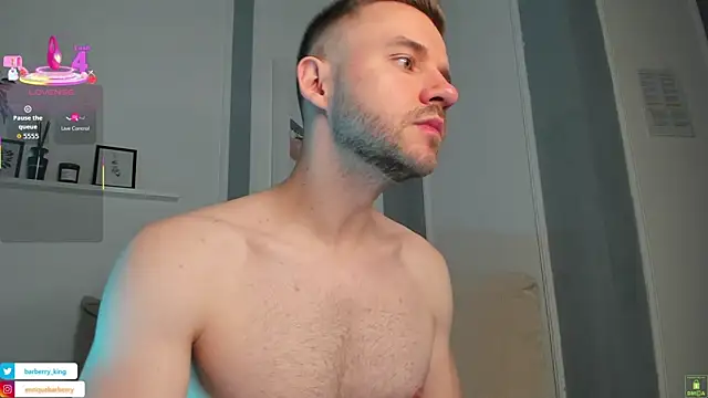 EnriqueBarberry online show from October 5, 2025, 5:31 am