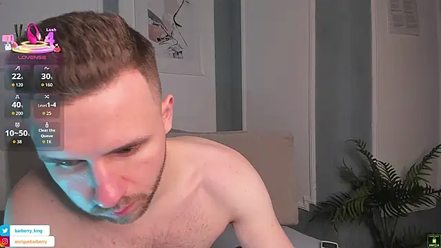 Snapshot of EnriqueBarberry chatting on March 6, 2026, 6:19 am EnriqueBarberry online show from March 6, 2026, 6:19 am