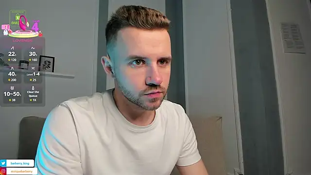 EnriqueBarberry online show from November 2, 2025, 6:18 am