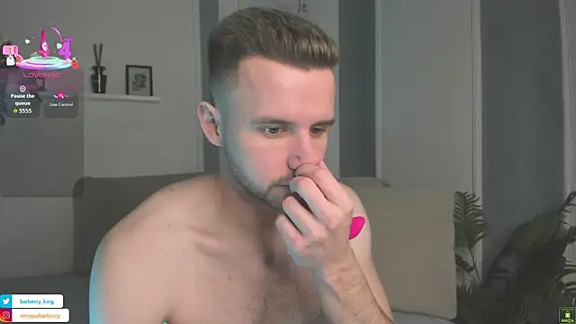 Snapshot of EnriqueBarberry chatting on March 20, 2026, 6:25 am EnriqueBarberry online show from March 20, 2026, 6:25 am