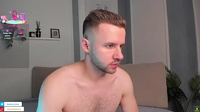 Snapshot of EnriqueBarberry chatting on February 7, 2026, 6:32 am EnriqueBarberry online show from February 7, 2026, 6:32 am