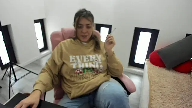 Dyana Kaylinn online show from February 21, 2026, 6:26 am