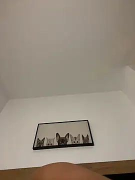 Susi bell online show from February 17, 2025, 12:43 am