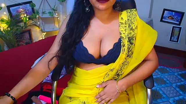 SnoowForYou online show from October 8, 2025, 12:45 am