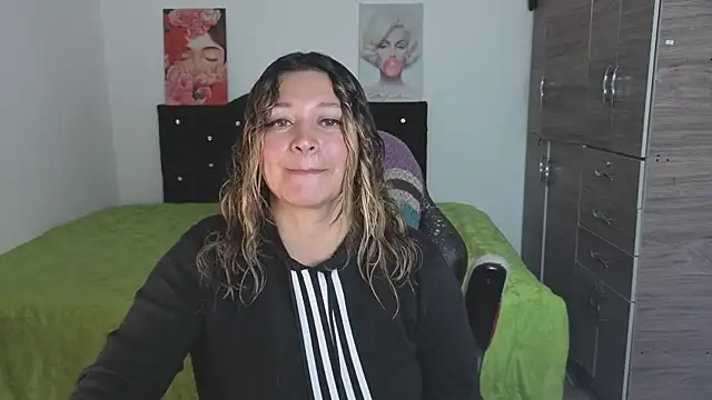 Devil Sara online show from June 10, 2026, 3:19 am