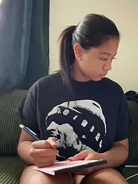 VanessaBling online show from December 3, 2025, 3:44 pm