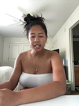 VanessaBling online show from July 1, 2026, 2:39 pm