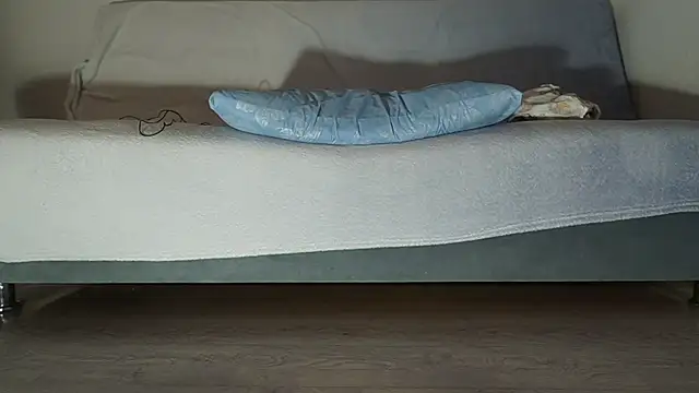 Fecvht45 online show from October 1, 2025, 4:22 pm