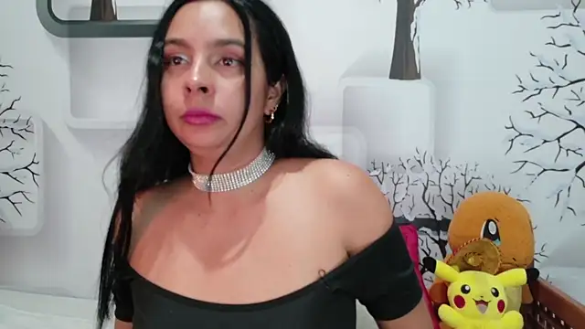BrendaBrooks online show from July 6, 2026, 2:13 pm