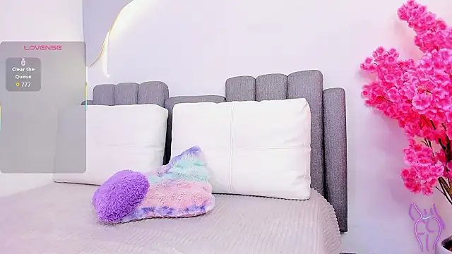 celeste wayne online show from March 9, 2026, 1:58 pm