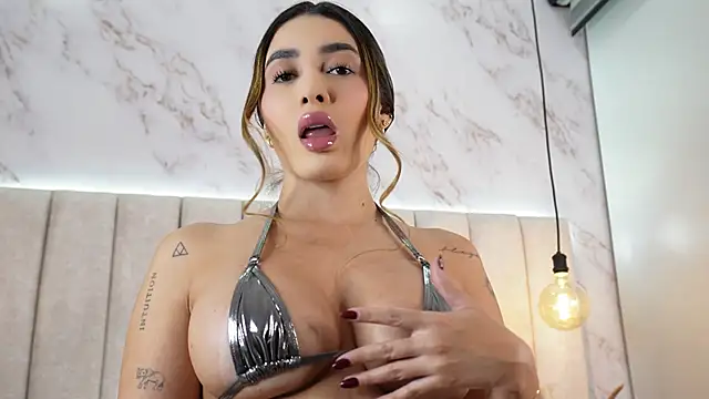 Annyy Rosse online show from October 6, 2025, 5:41 am