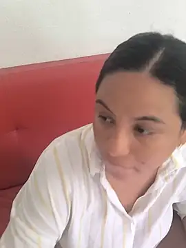 Francesca ferrari online show from June 21, 2026, 4:35 pm