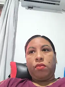 Francesca ferrari online show from June 26, 2026, 9:09 pm