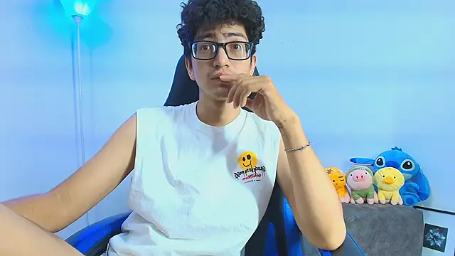 TylerWhite  online show from September 30, 2025, 5:13 am