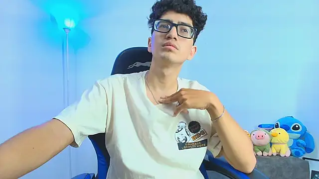 TylerWhite  online show from October 9, 2025, 6:14 am