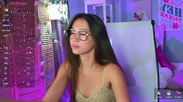 LanaBaker online show from September 15, 2025, 2:56 am