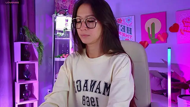 Snapshot of LanaBaker chatting on March 14, 2026, 2:28 am LanaBaker online show from March 14, 2026, 2:28 am