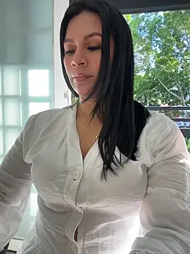 Snapshot of Sofia_Convers chatting on May 20, 2026, 12:35 pm Sofia Convers online show from May 20, 2026, 12:35 pm