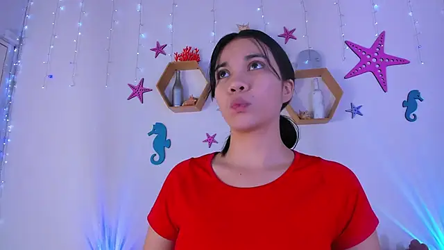 Emiily Parkerr online show from October 18, 2025, 2:57 am