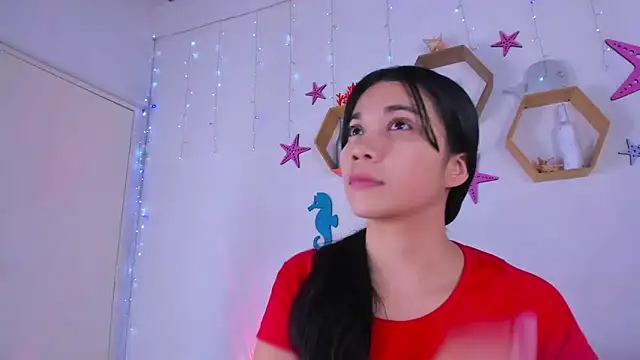 Emiily Parkerr online show from September 23, 2025, 3:02 am