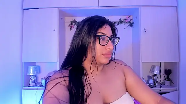 CANDYGABYY online show from July 9, 2026, 7:35 pm