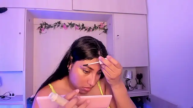 CANDYGABYY online show from July 7, 2026, 8:01 pm