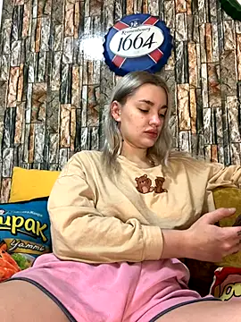 Sextazy online show from November 9, 2025, 9:46 am