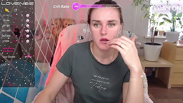 Bella  Swoon online show from September 23, 2025, 8:32 am