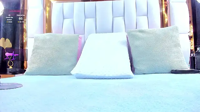 RileySweett online show from November 29, 2025, 11:54 am