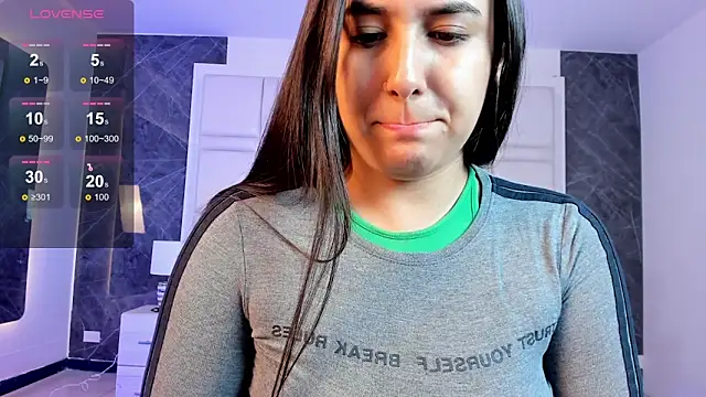 paulina sweett  online show from June 2, 2026, 11:21 am