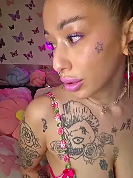 Chachou000 online show from May 2, 2026, 11:59 am