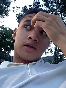 ALAN SANTHOS online show from September 14, 2025, 11:05 pm