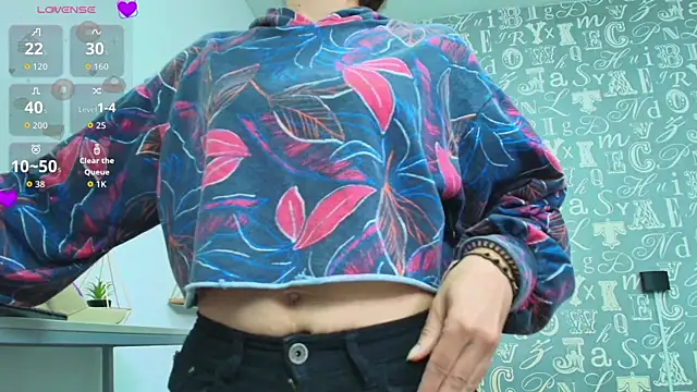 Lindsey8 online show from October 20, 2025, 12:06 pm