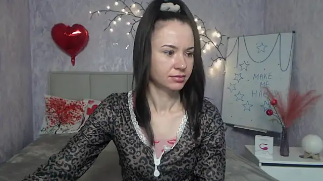 KaraCriegs online show from January 18, 2026, 8:01 pm