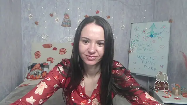 KaraCriegs online show from December 1, 2025, 7:37 pm