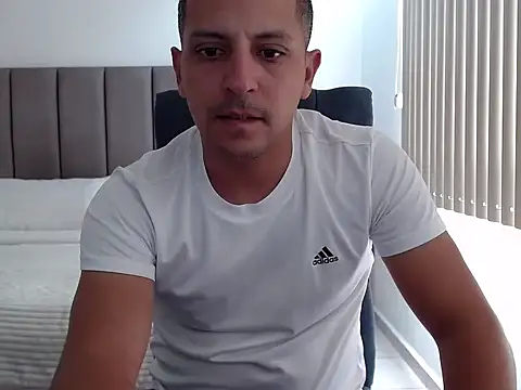 Bamban1419  online show from April 10, 2026, 5:20 pm