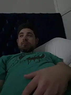 caliguy37 online show from February 19, 2025, 5:38 am