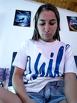 Iris love18 online show from June 6, 2026, 3:50 pm