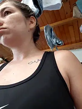 Iris love18 online show from June 11, 2026, 1:08 pm